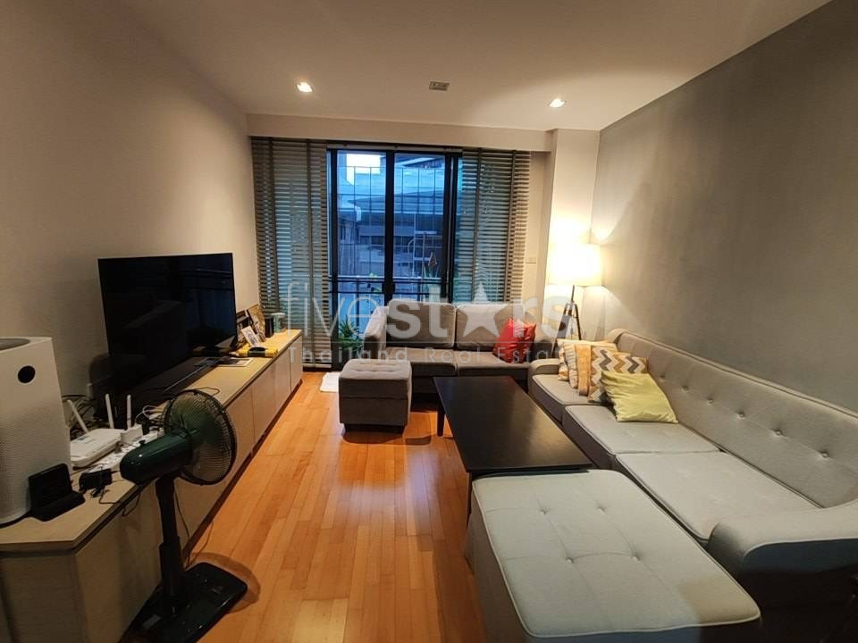 2 bedrooms condo for sale near BTS Ekkamai, photo 2