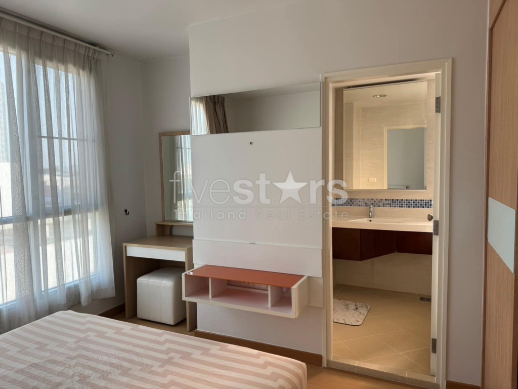 Condominium 2 Chambres à Louer à Phra Khanong, photo 14