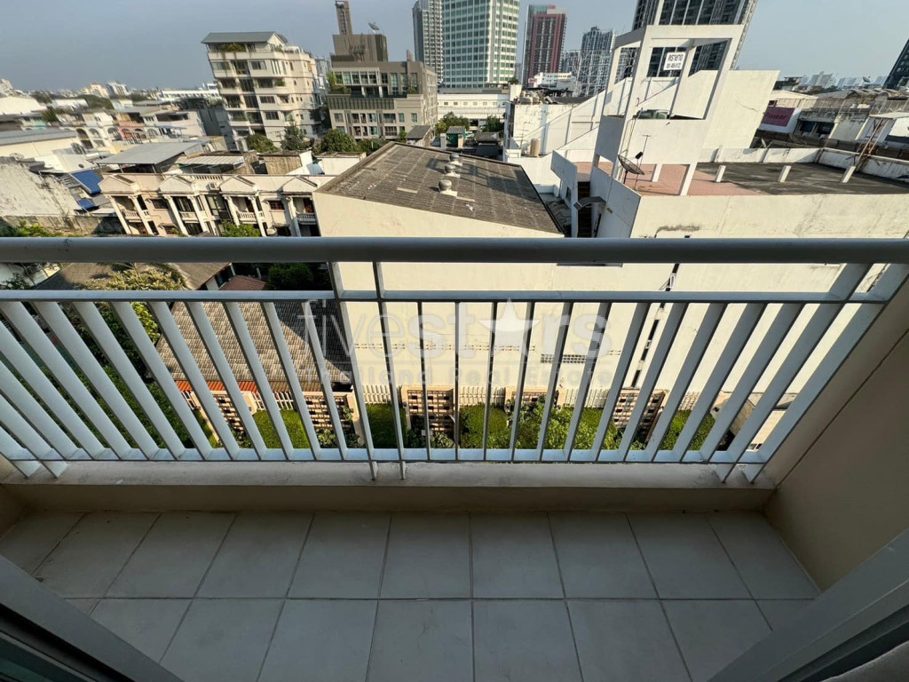 Condominium 2 Chambres à Louer à Phra Khanong, photo 3