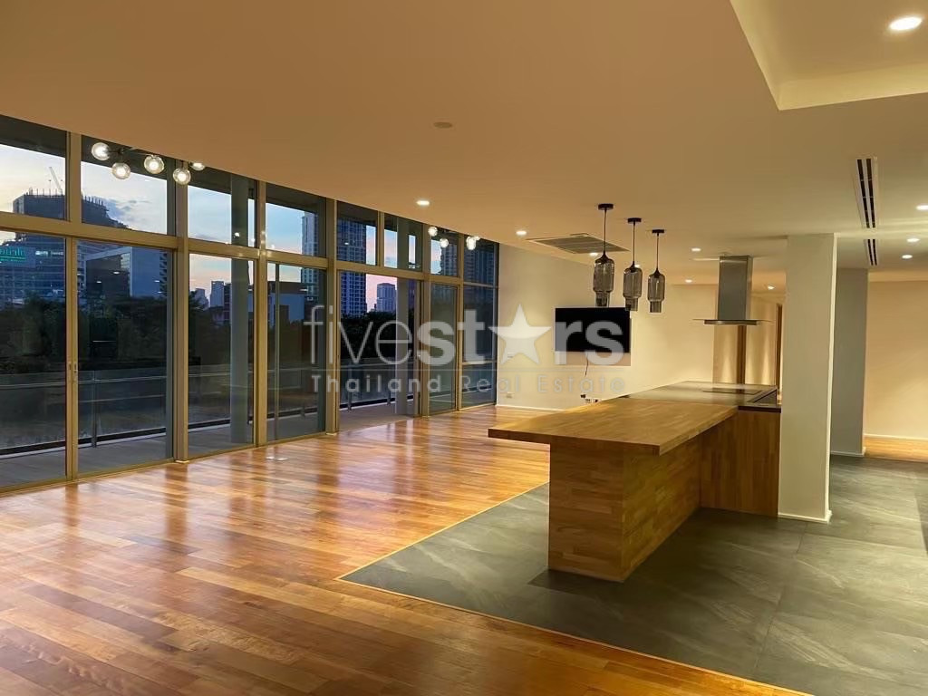 Appartement élégant de 5 chambres à louer dans le quartier Sukhumvit–Ekkamai, photo 6