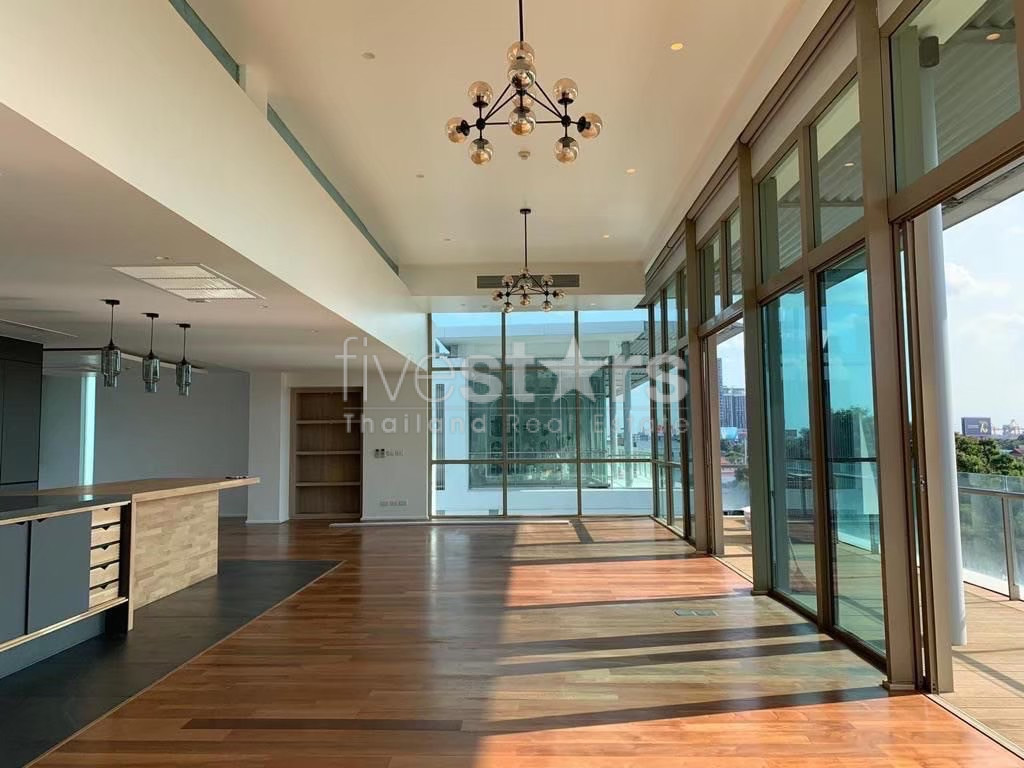 Appartement élégant de 5 chambres à louer dans le quartier Sukhumvit–Ekkamai