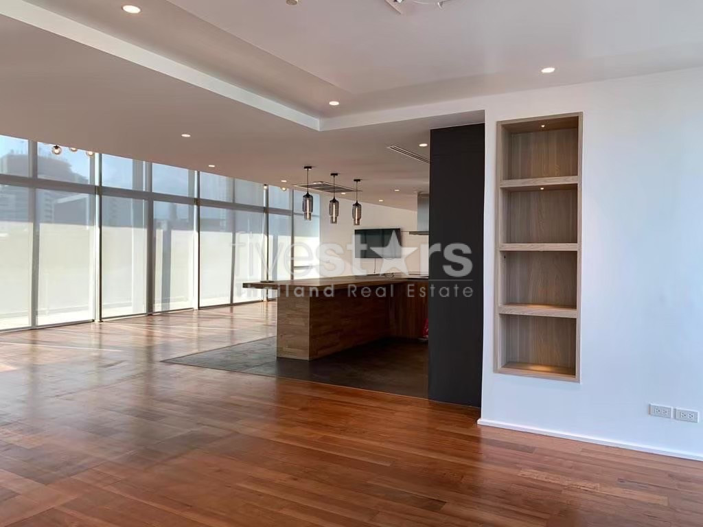 Appartement élégant de 5 chambres à louer dans le quartier Sukhumvit–Ekkamai, photo 5