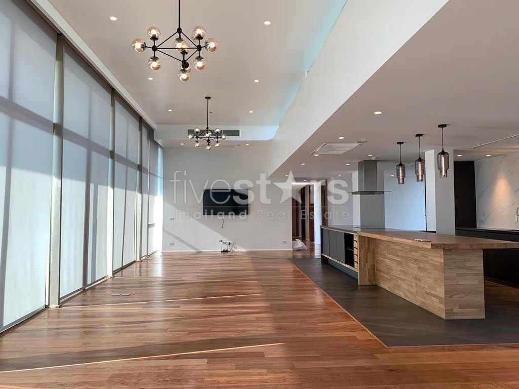 Appartement élégant de 5 chambres à louer dans le quartier Sukhumvit–Ekkamai, photo 3