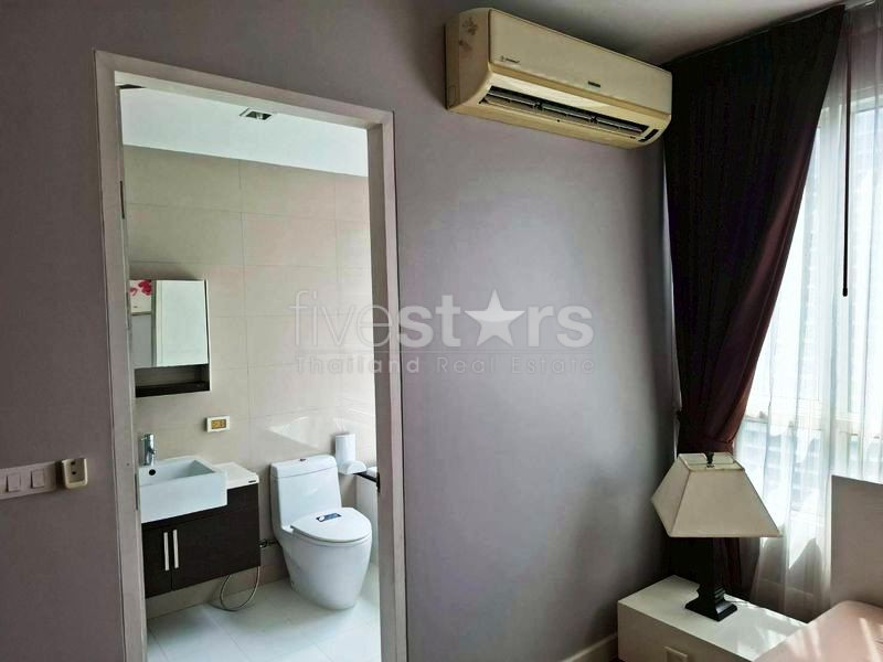Condo de 3 chambres à vendre sur Phra Khanong, photo 8