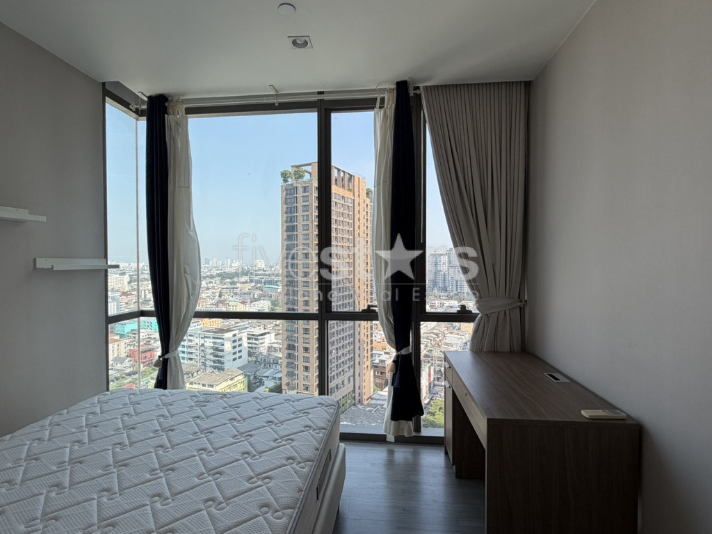 Appartement de luxe lumineux et aéré de 2 chambres à vendre | À deux pas du BTS Phra Khanong, photo 7