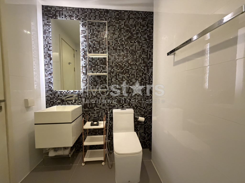 Appartement de luxe lumineux et aéré de 2 chambres à vendre | À deux pas du BTS Phra Khanong, photo 14
