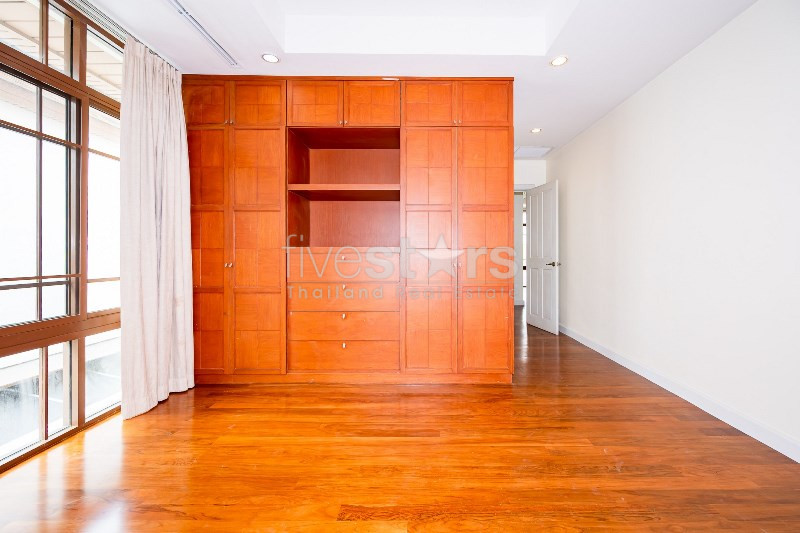 Luxury house private pool in compound on Phrakanong area, photo 11