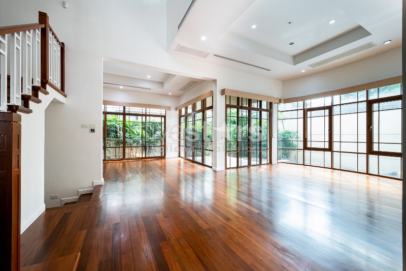 Maison de luxe avec piscine privée dans l'enceinte de la région de Phrakanong, photo 8