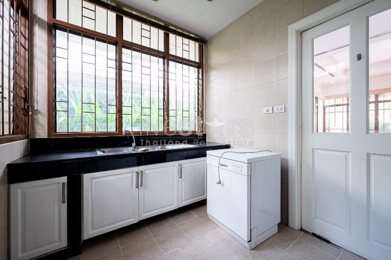 Maison de luxe avec piscine privée dans l'enceinte de la région de Phrakanong, photo 18