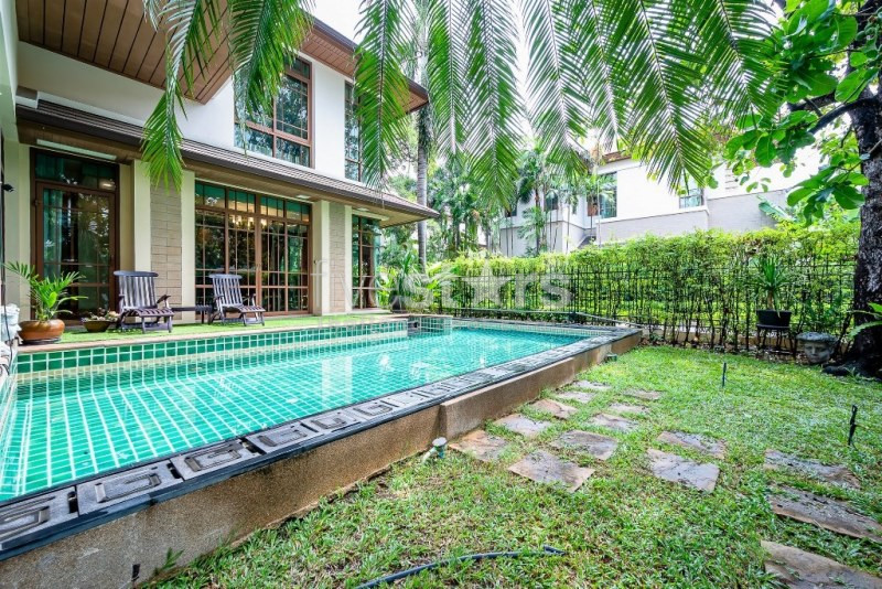 Superluxury house private pool for rent close to Phra Khanong BTS Station, photo 4