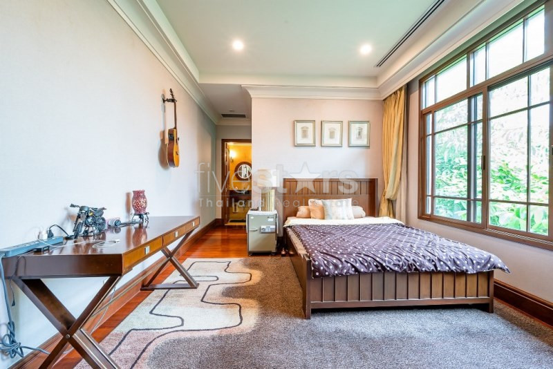 Superluxury house private pool for sale close to Phra Khanong BTS Station, photo 12