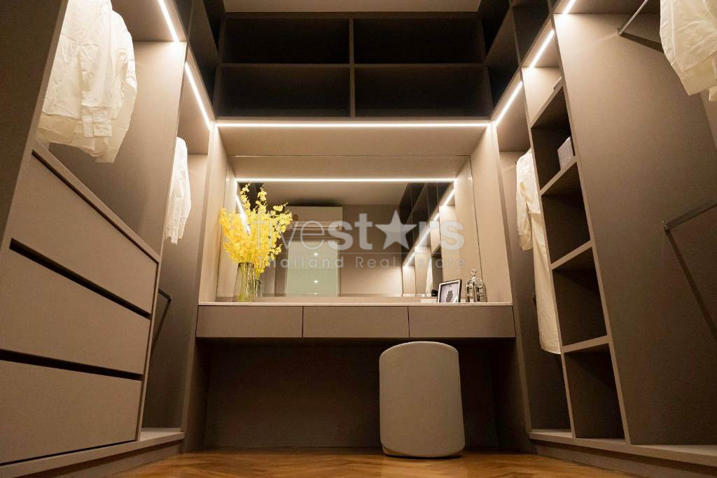 4-bedroom luxury modern house with private pool for sale on Ekkamai, photo 11