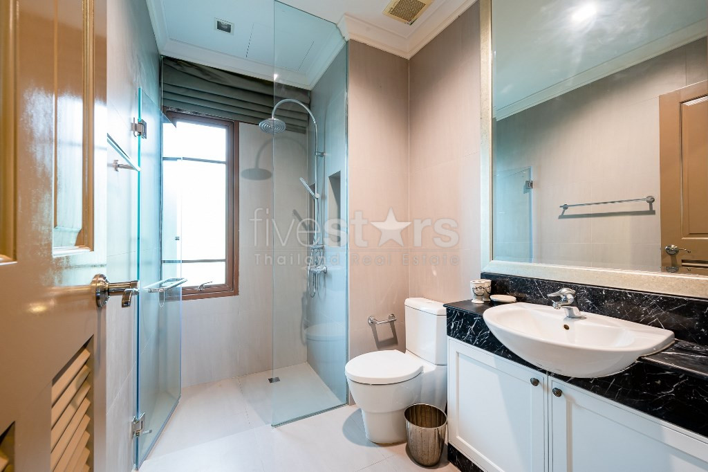 Luxury house private pool in compound on Phrakanong area, photo 23