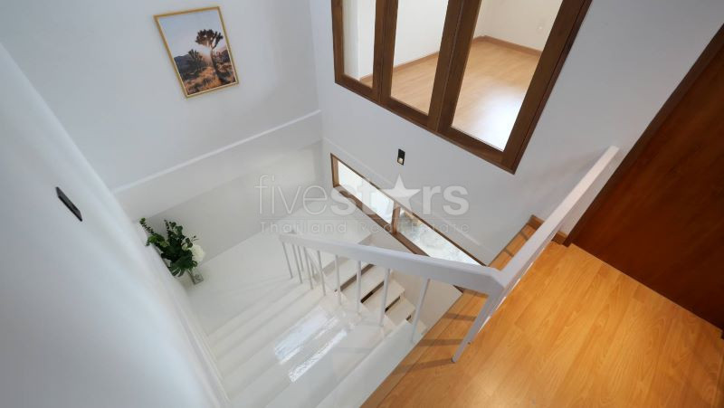 Maison de style Muji 3 chambres à louer à Prakhanong, photo 6