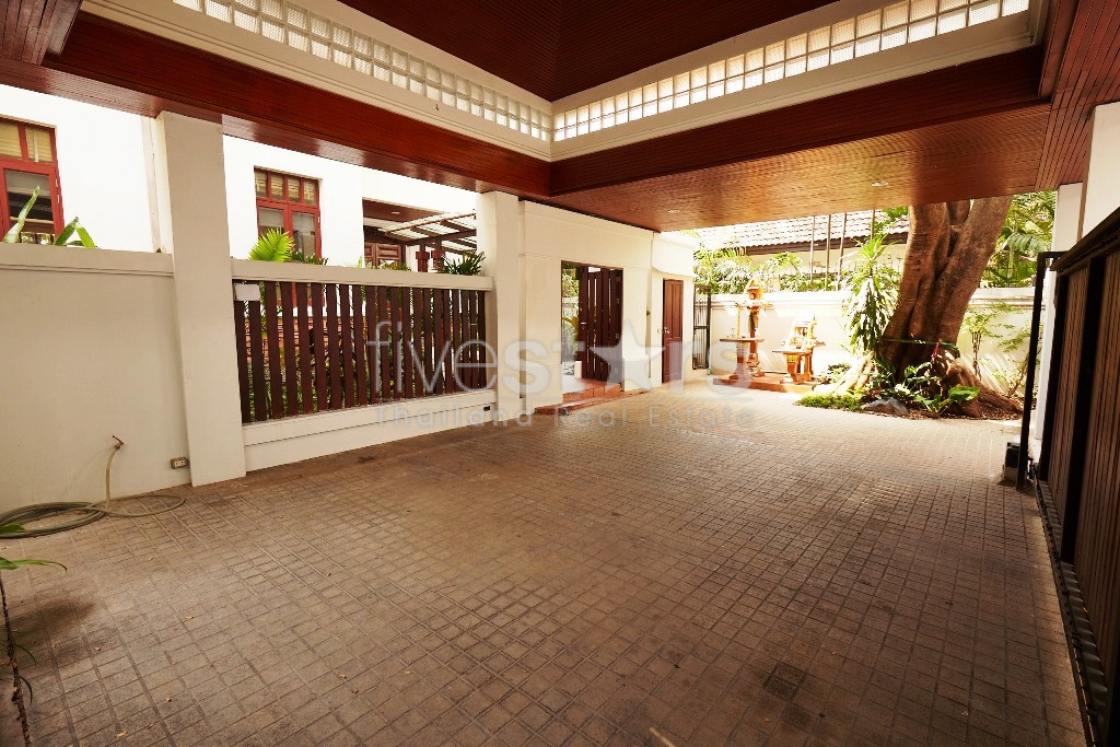 Maison individuelle non meublée à louer avec piscine à Ekamai, photo 3