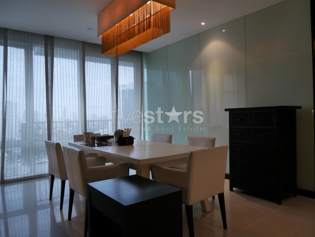 Condo 3 chambres meublé contemporain, photo 4