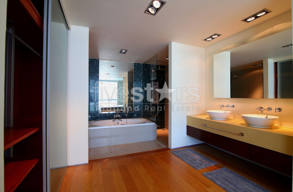 Modern 3-bedroom condo for rent in Phrakanong area, photo 12
