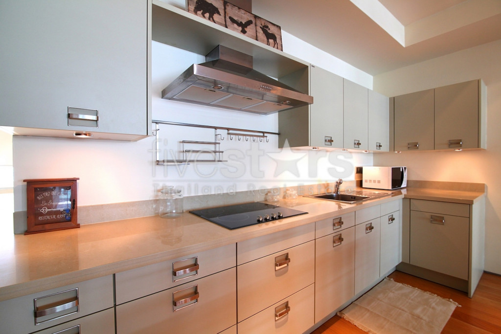 Modern 3-bedroom condo for rent in Phrakanong area, photo 6
