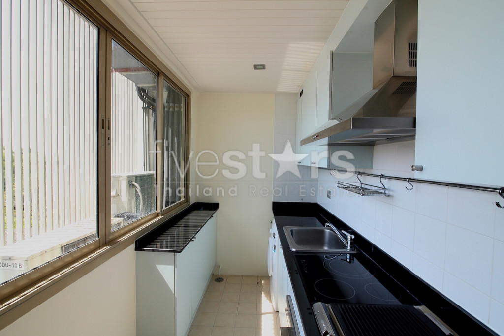 Modern 3-bedroom condo for rent in Phrakanong area, photo 9