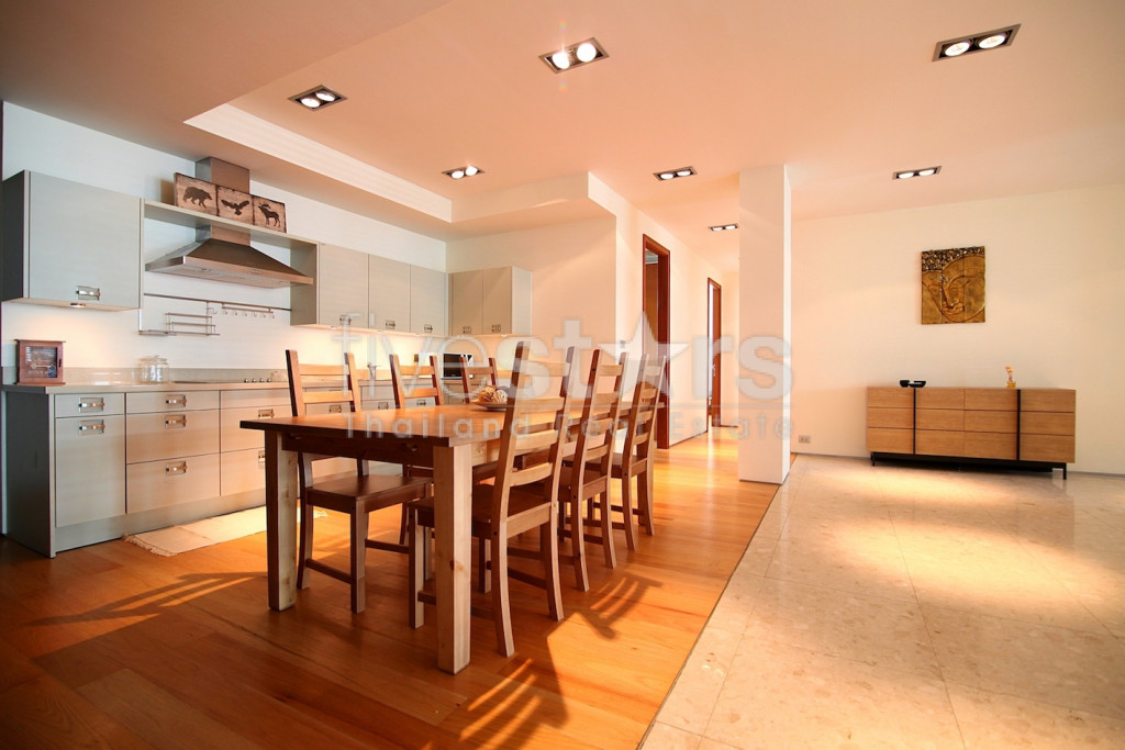 Modern 3-bedroom condo for rent in Phrakanong area, photo 7