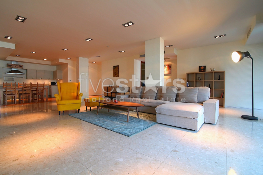 Modern 3-bedroom condo for rent in Phrakanong area, photo 3