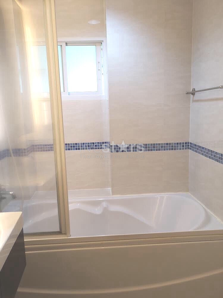 Appartement d'une chambre à vendre à Ekamai, photo 4