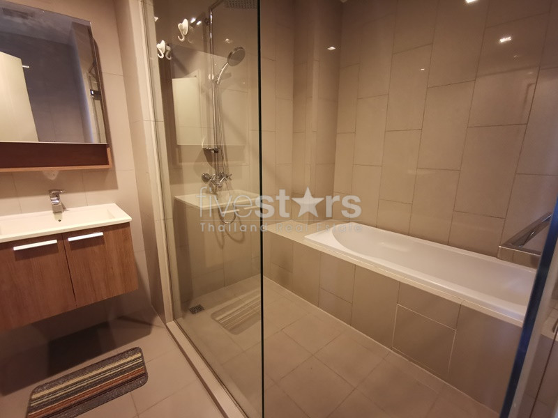 Appartement spacieux de 3 chambres à louer dans le quartier de Phrakanong, photo 9