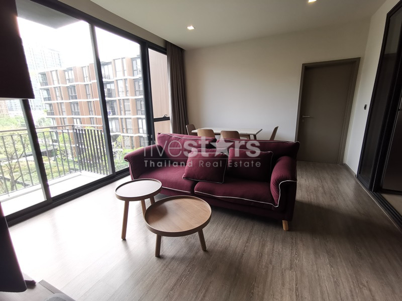 Appartement de 2 chambres à louer dans le quartier de Phrakanong