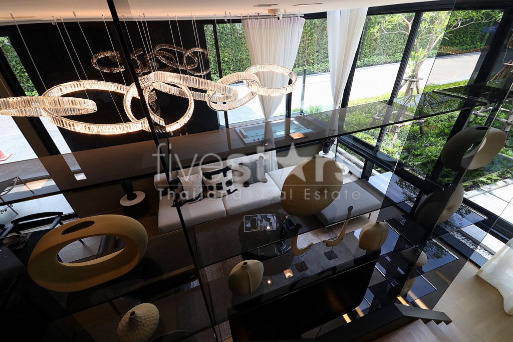 Appartement luxueux de 2 chambres en Duplex à vendre à Ekamai, photo 5