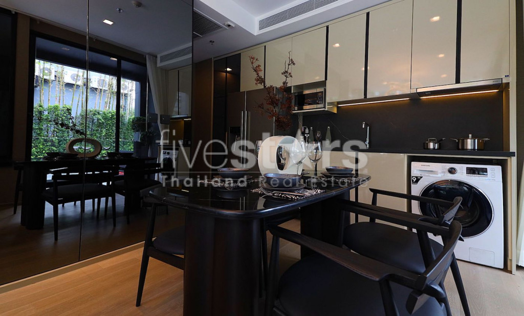 Appartement luxueux de 2 chambres en Duplex à vendre à Ekamai, photo 8
