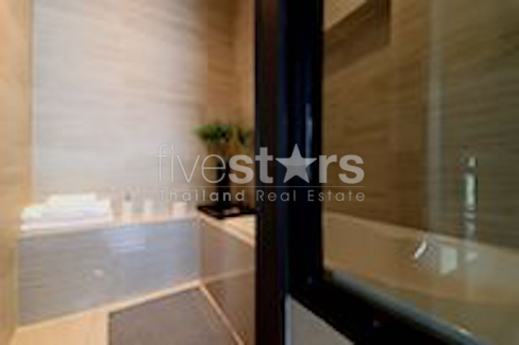 Appartement luxueux de 2 chambres en Duplex à vendre à Ekamai, photo 14