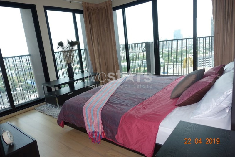 2 bedrooms condo for sale in Ekkamai, photo 5