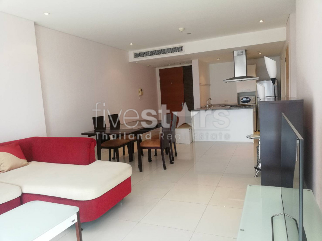 2 bedrooms condo for rent near BTS Ekamai, photo 3