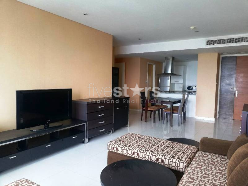 High floor unit 2 bedrooms condo for rent near BTS Ekamai, photo 5