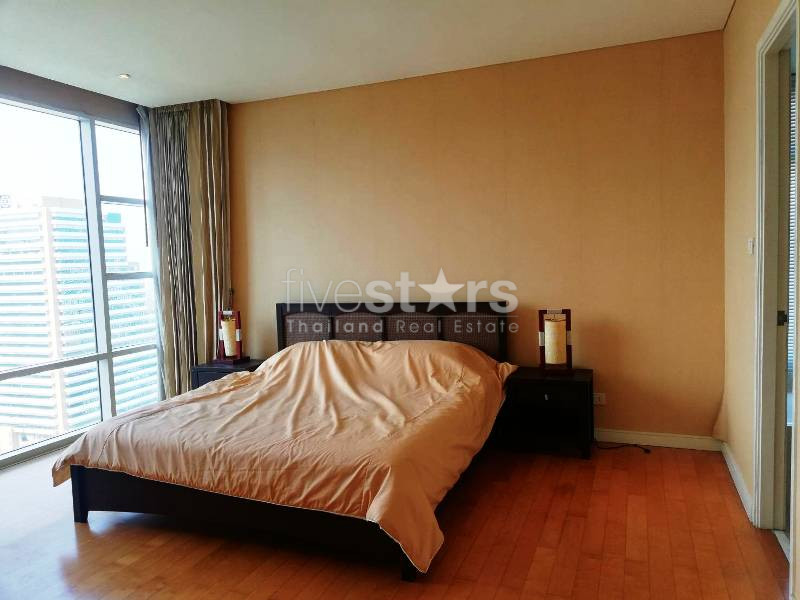 High floor unit 2 bedrooms condo for rent near BTS Ekamai, photo 11