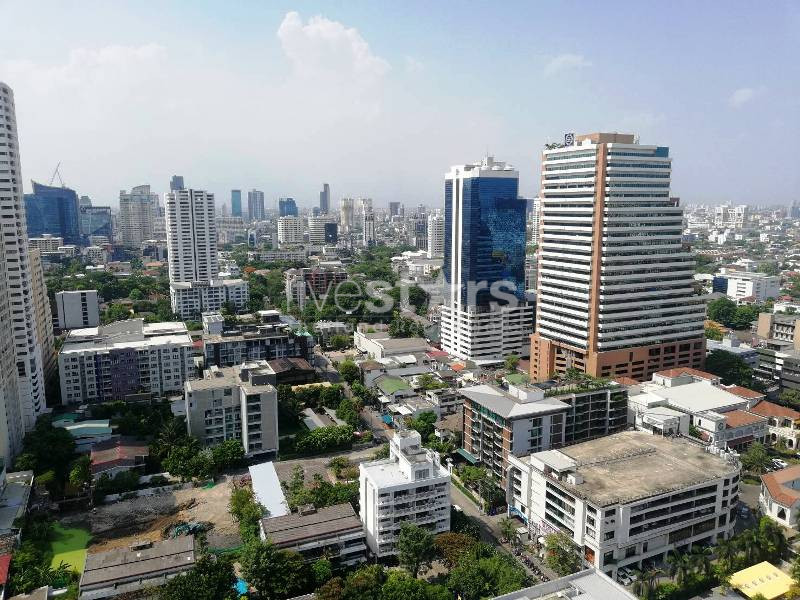 High floor unit 2 bedrooms condo for rent near BTS Ekamai, photo 20
