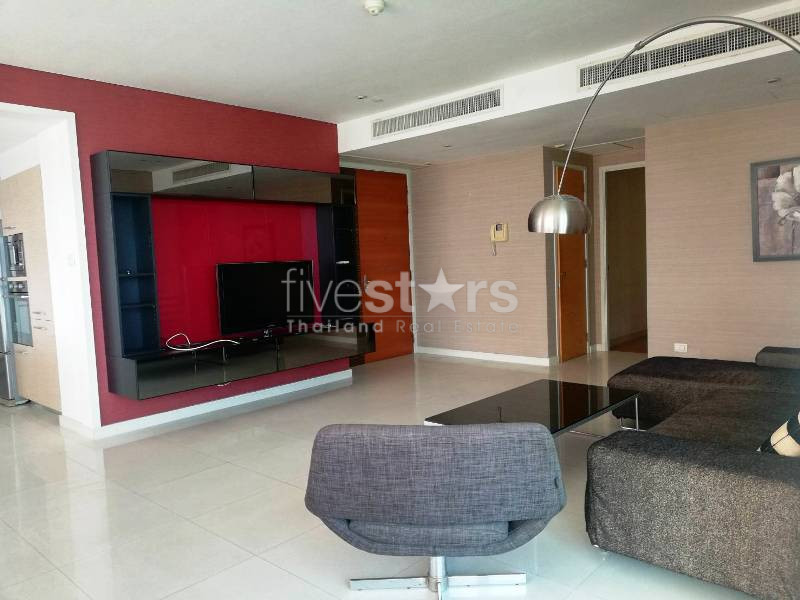 Large balcony 3 bedrooms condo for rent near BTS Ekamai, photo 8