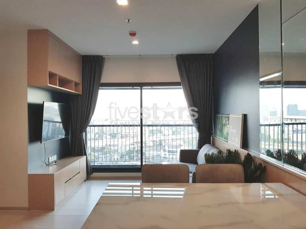 2 bedrooms condo for rent near BTS Phrakhanong, photo 2