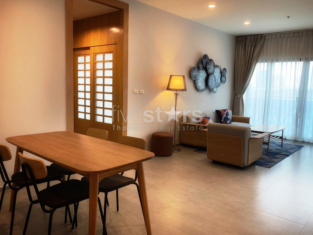 Appartement 2 chambres moderne proche BTS Ekamai, photo 3