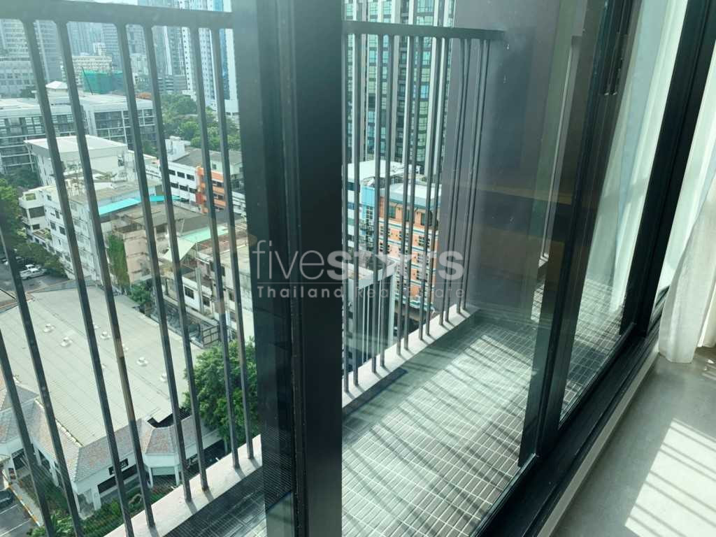 2-bedrooms spacious condo for rent 300m from BTS Ekamai, photo 9