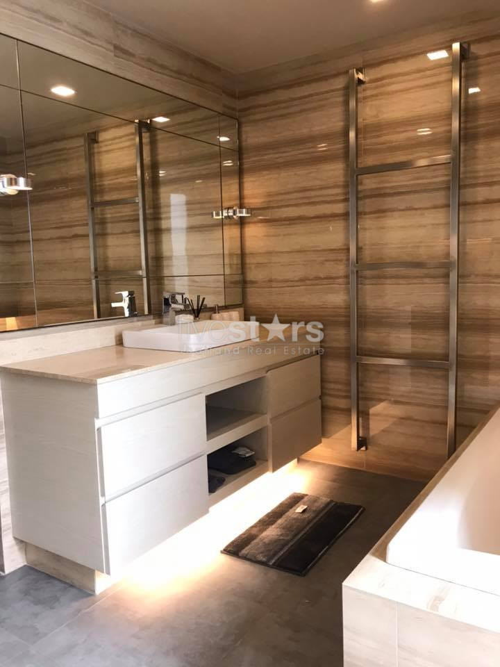Condominium de luxe à louer près du BTS Ekamai, photo 11