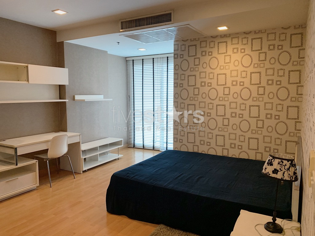 2 bedrooms condo for rent near BTS Ekamai, photo 11