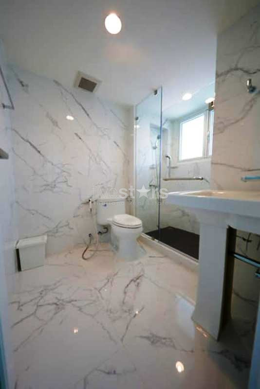 3 bedrooms condo for rent near BTS Ekamai, photo 8