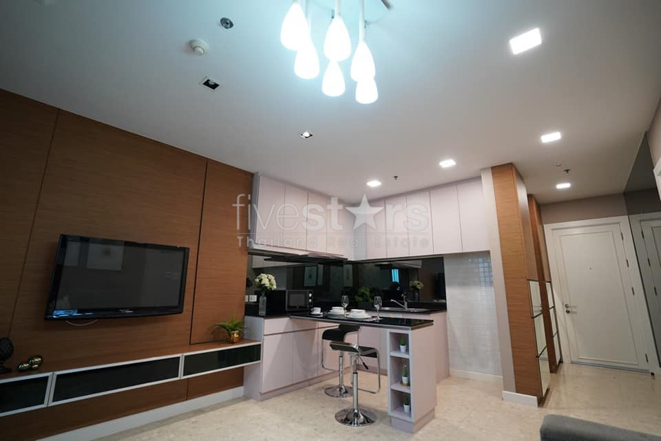 2 bedrooms condo for sale close to BTS Ekamai, photo 6