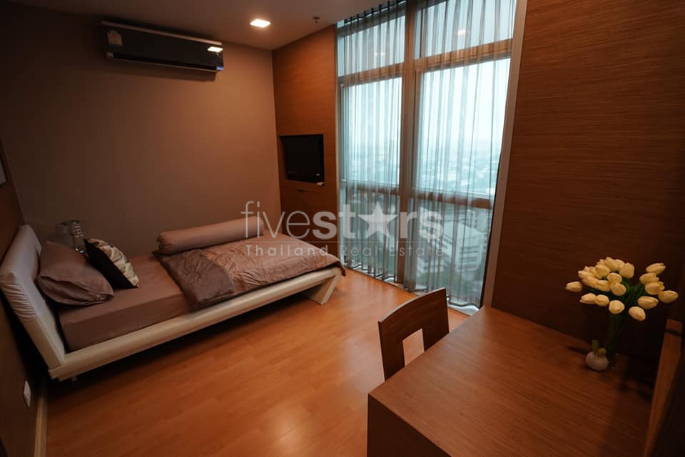 2 bedrooms condo for sale close to BTS Ekamai, photo 17