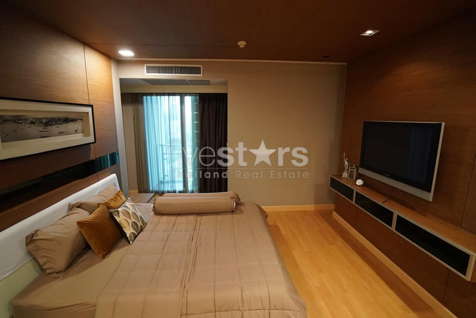 2 bedrooms condo for sale close to BTS Ekamai, photo 11