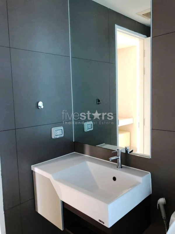 2 bedrooms condof for rent in Ekamai, photo 14