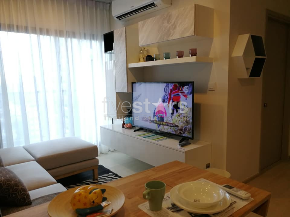2 bedrooms condo for rent near BTS Phrakhanong, photo 2
