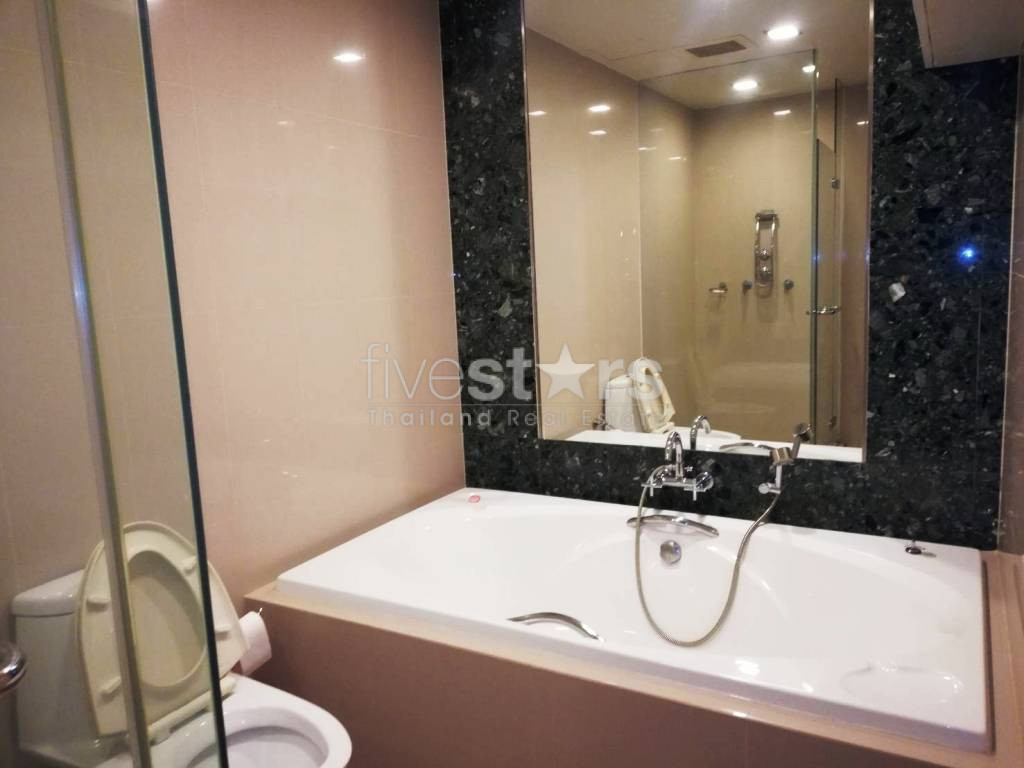 1 bedroom condo for rent close to BTS Phrakhanong Station, photo 13
