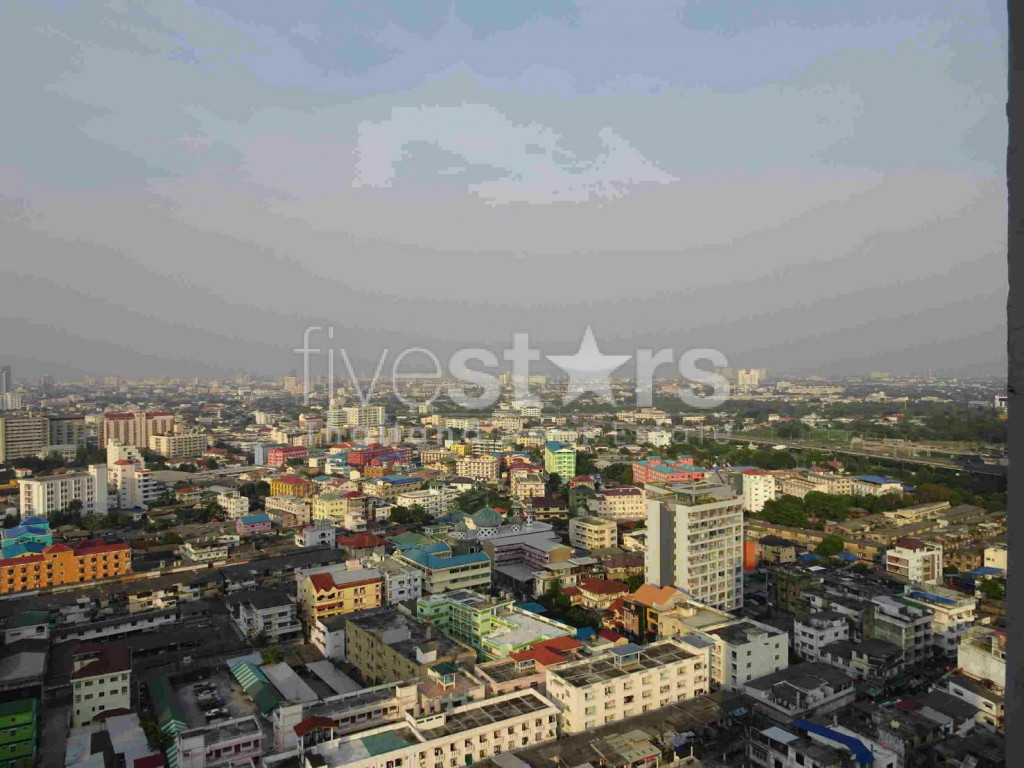 Condo de 3 chambres à vendre sur Phra Khanong, photo 4
